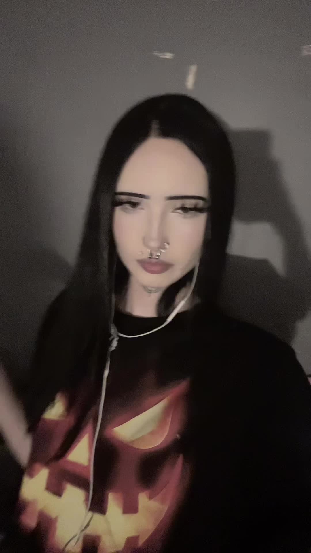 @skylynn