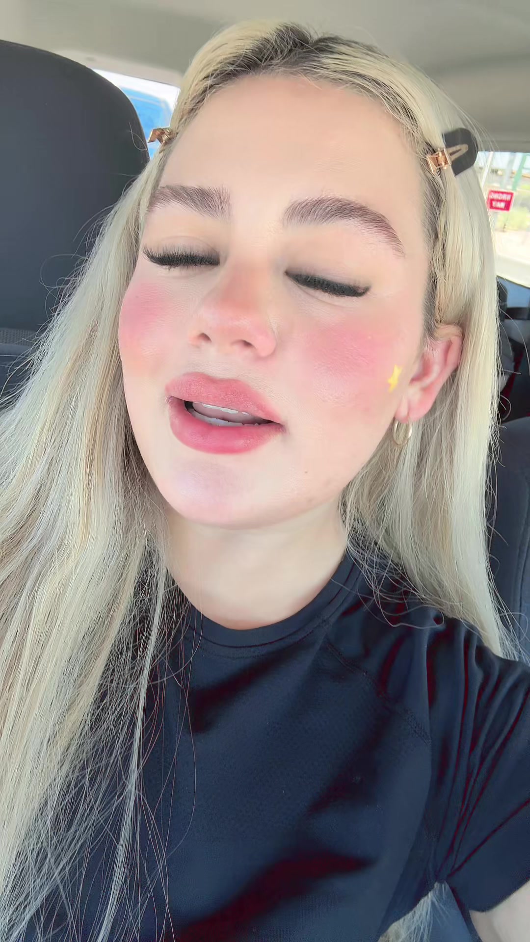 @D