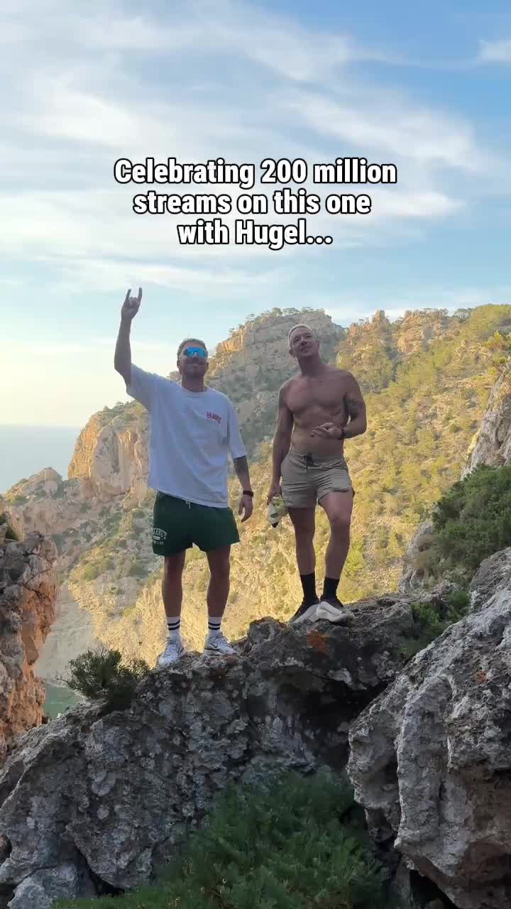 @Diplo