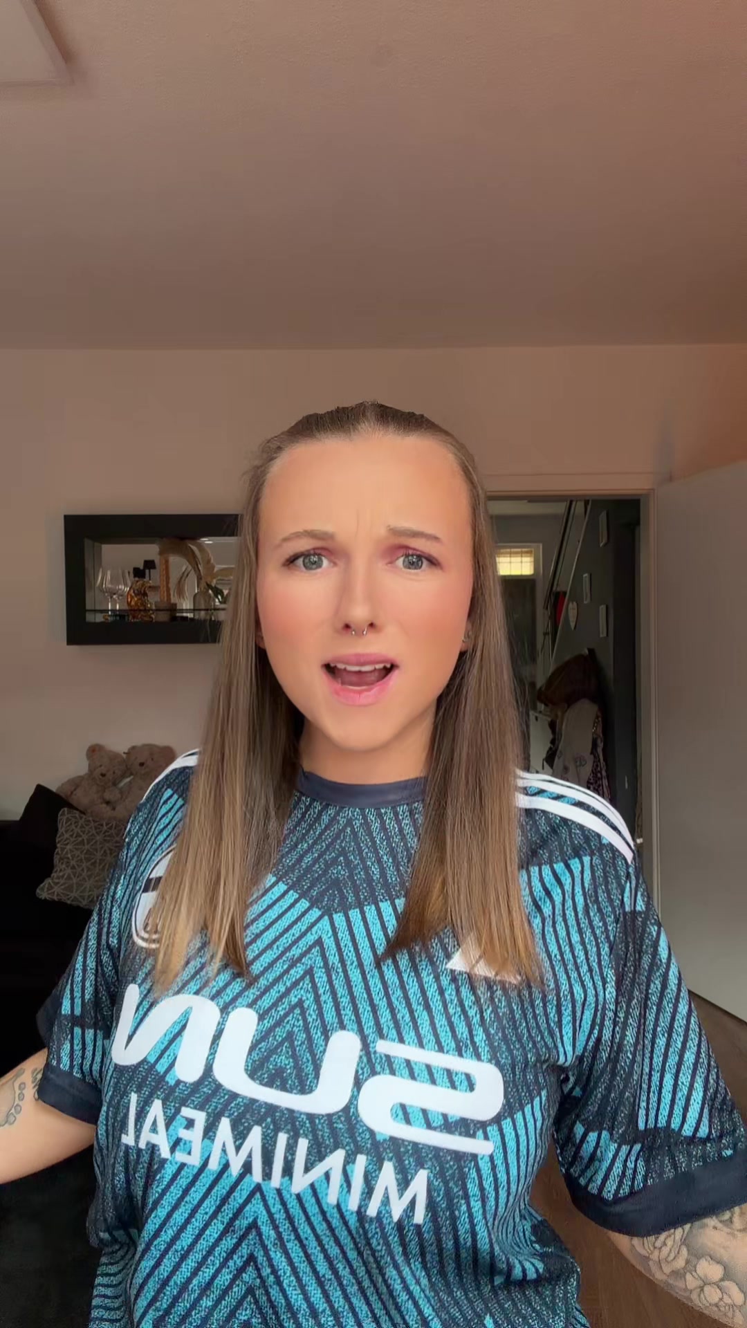 @xLeax