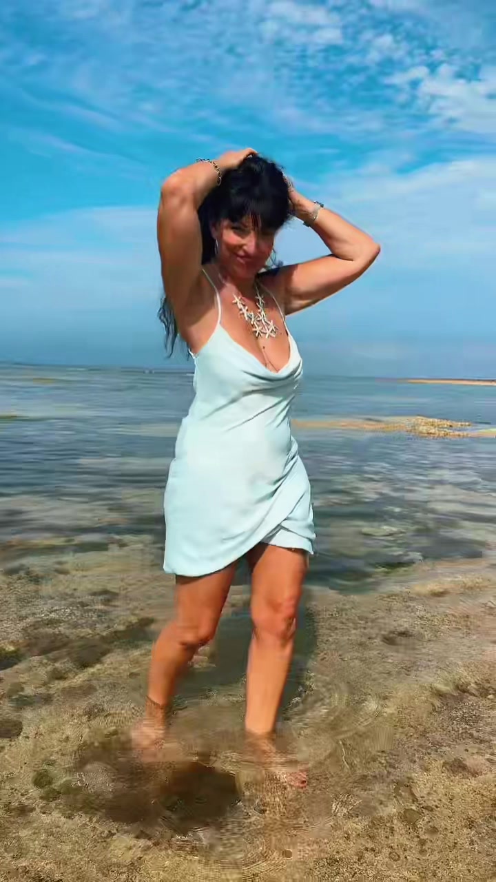 @Val718