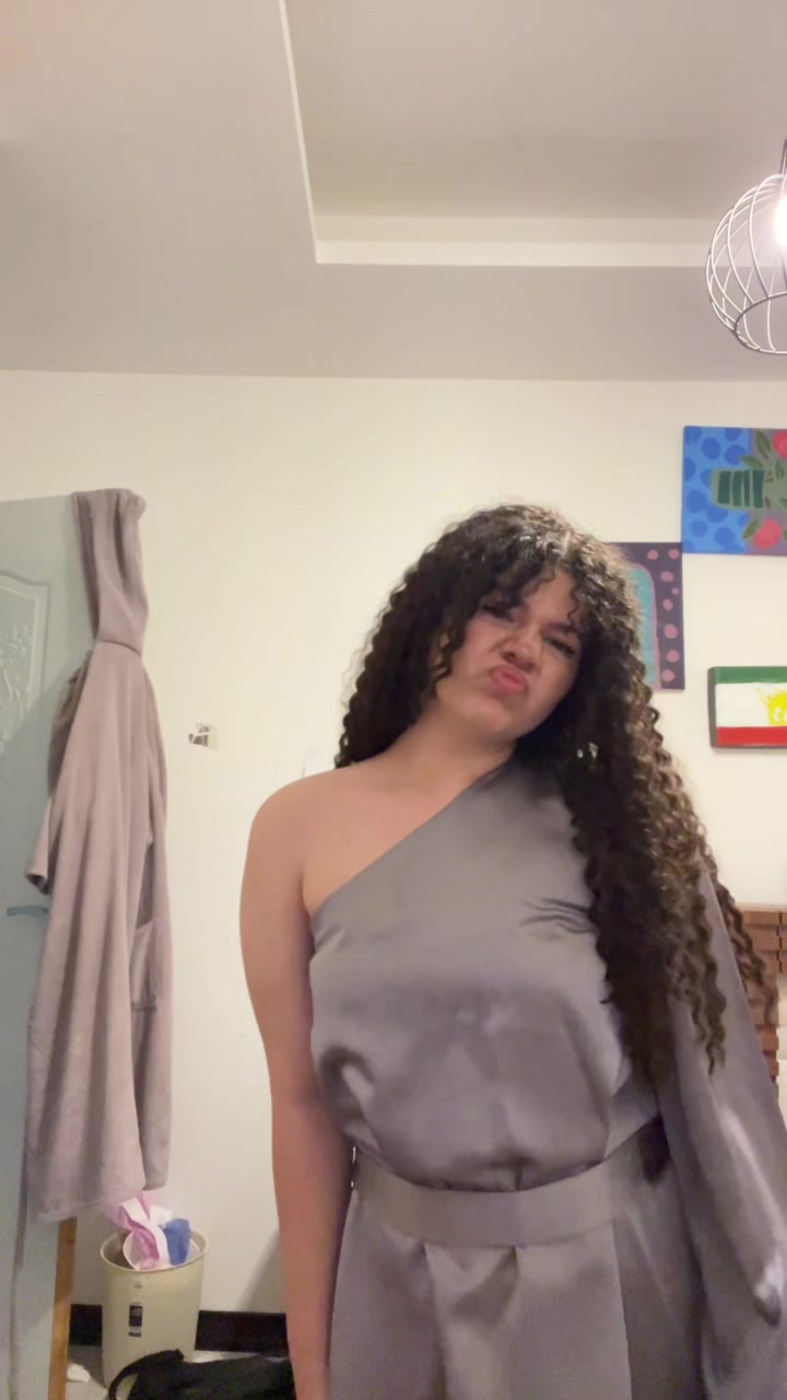 @Mehrsa