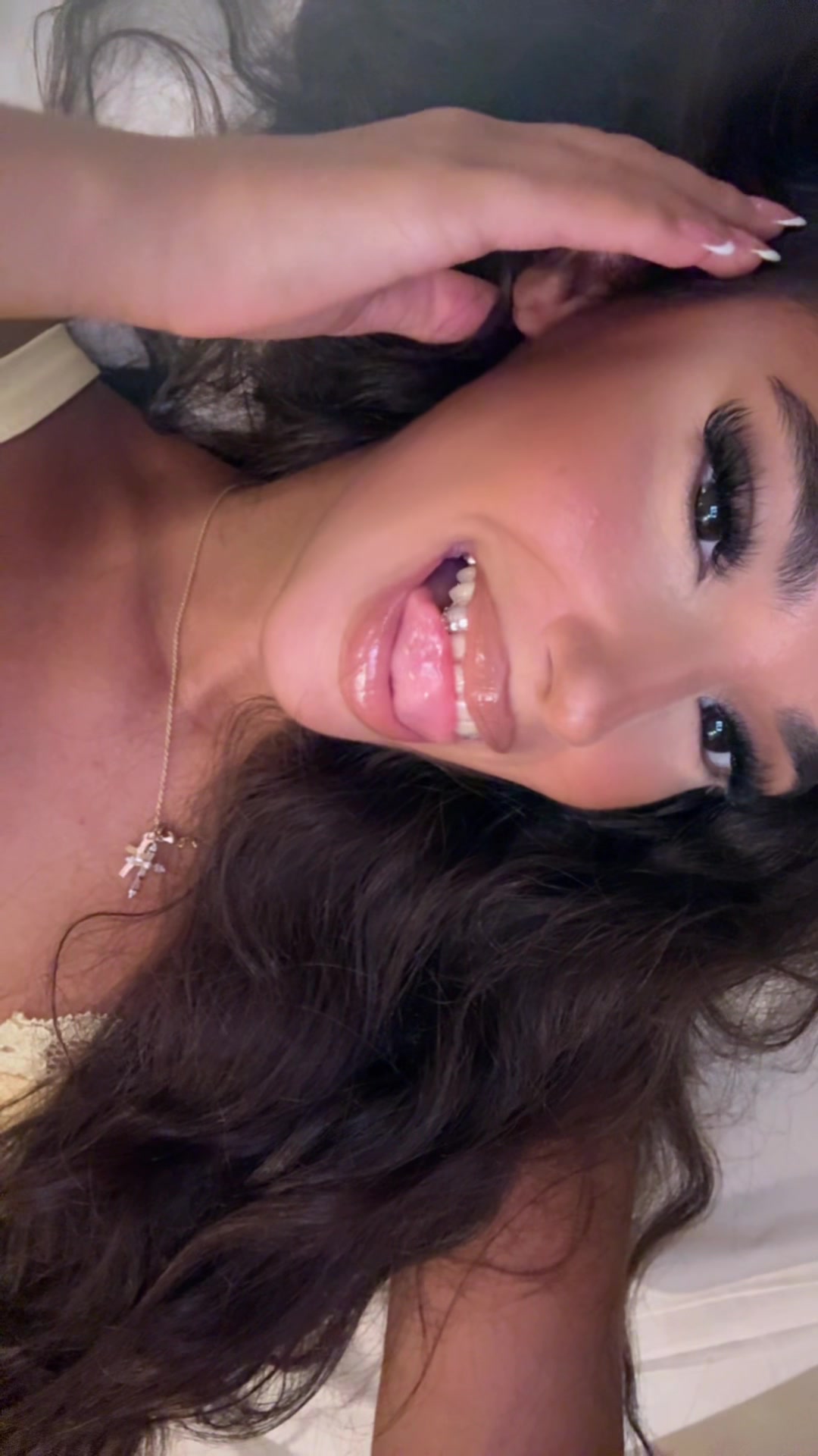 @LAEYA