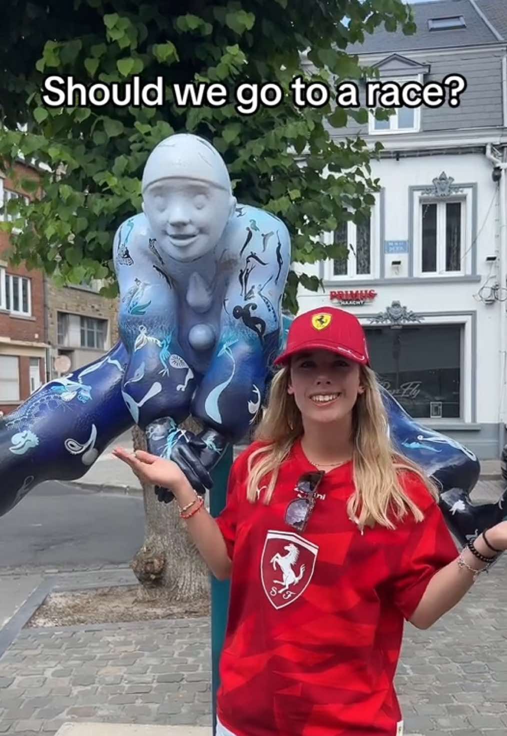 @Elineee 🏎️
