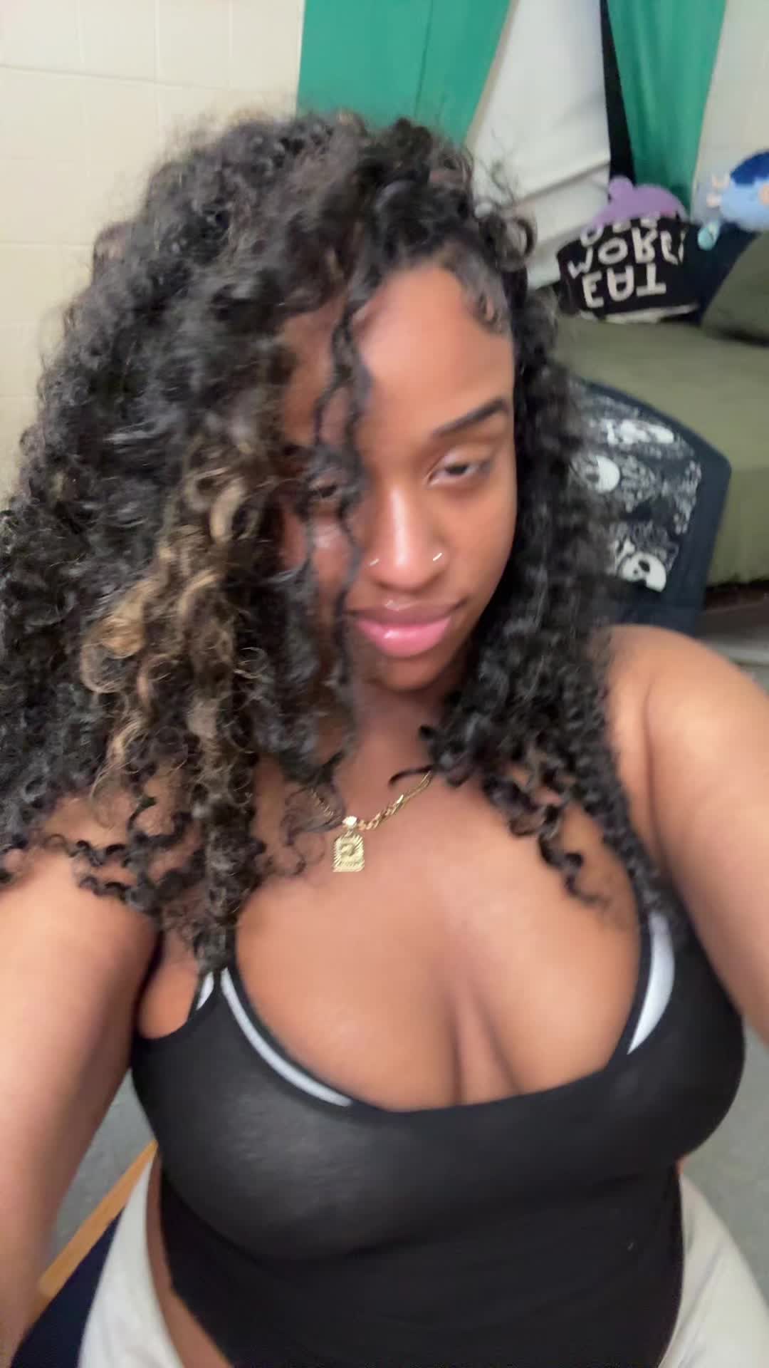 @Someemogirlinjersey