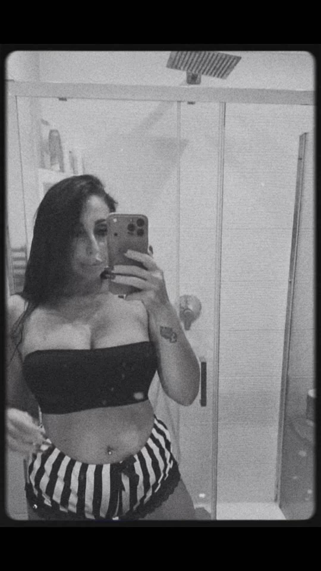 @nuny🌹