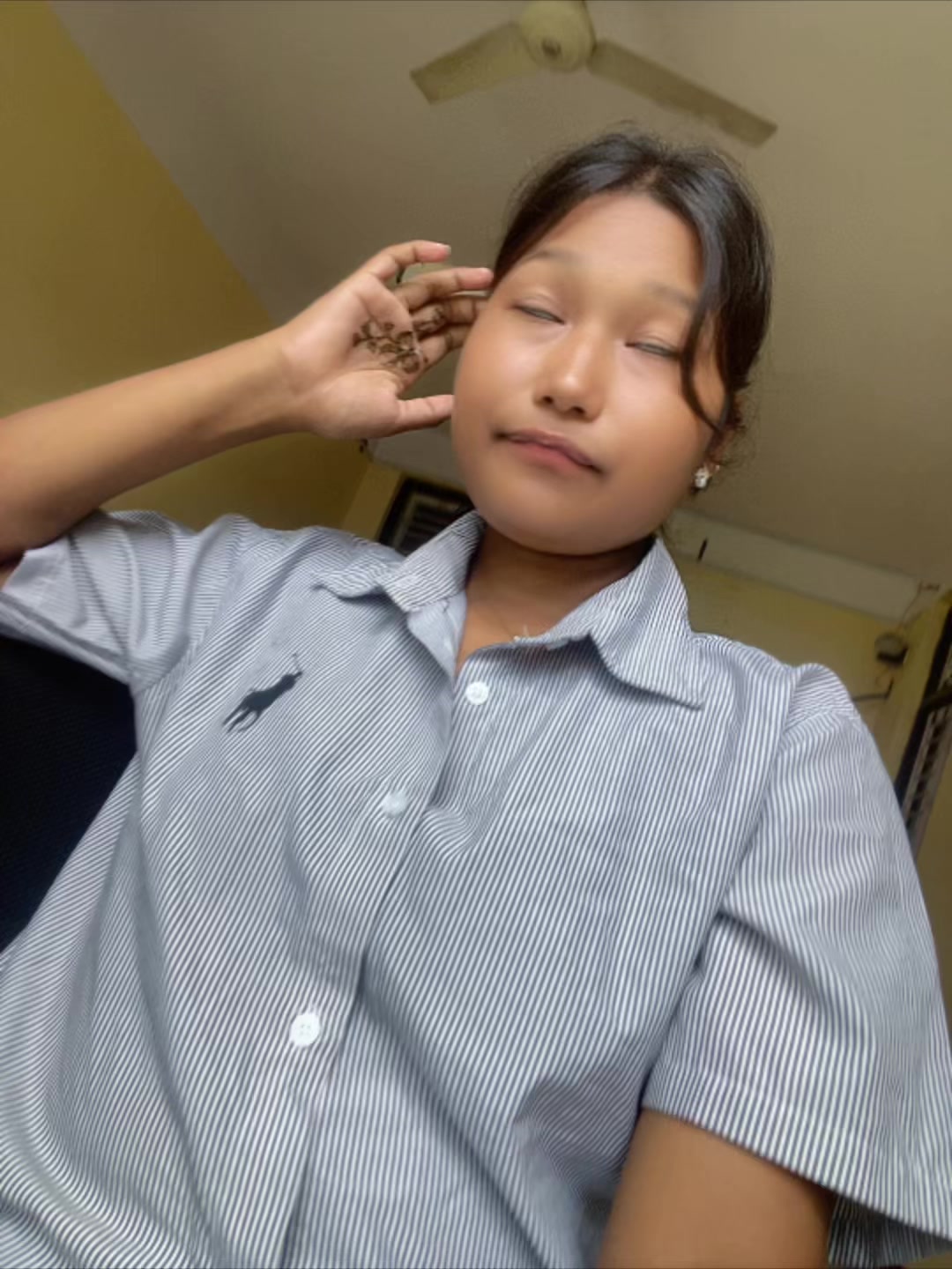 @Ãttítûdë qùêēñ 👑 (Ñîtī 😘❣️)