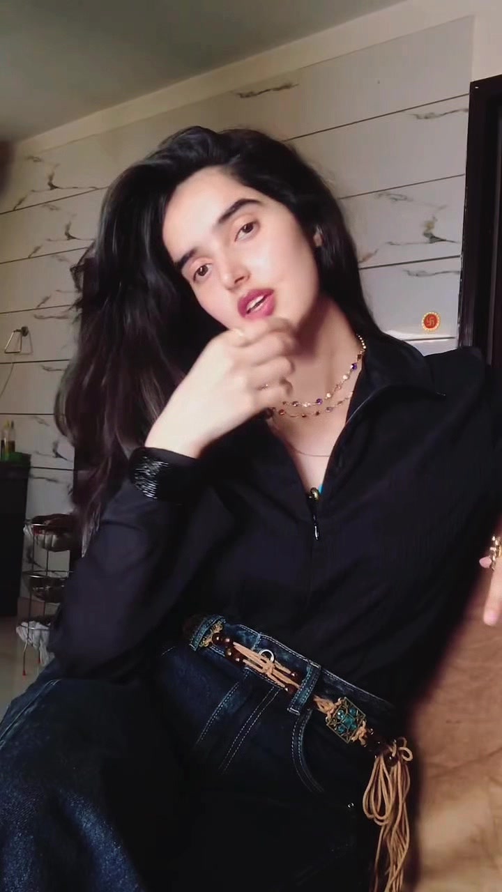 @Jiya 🦋