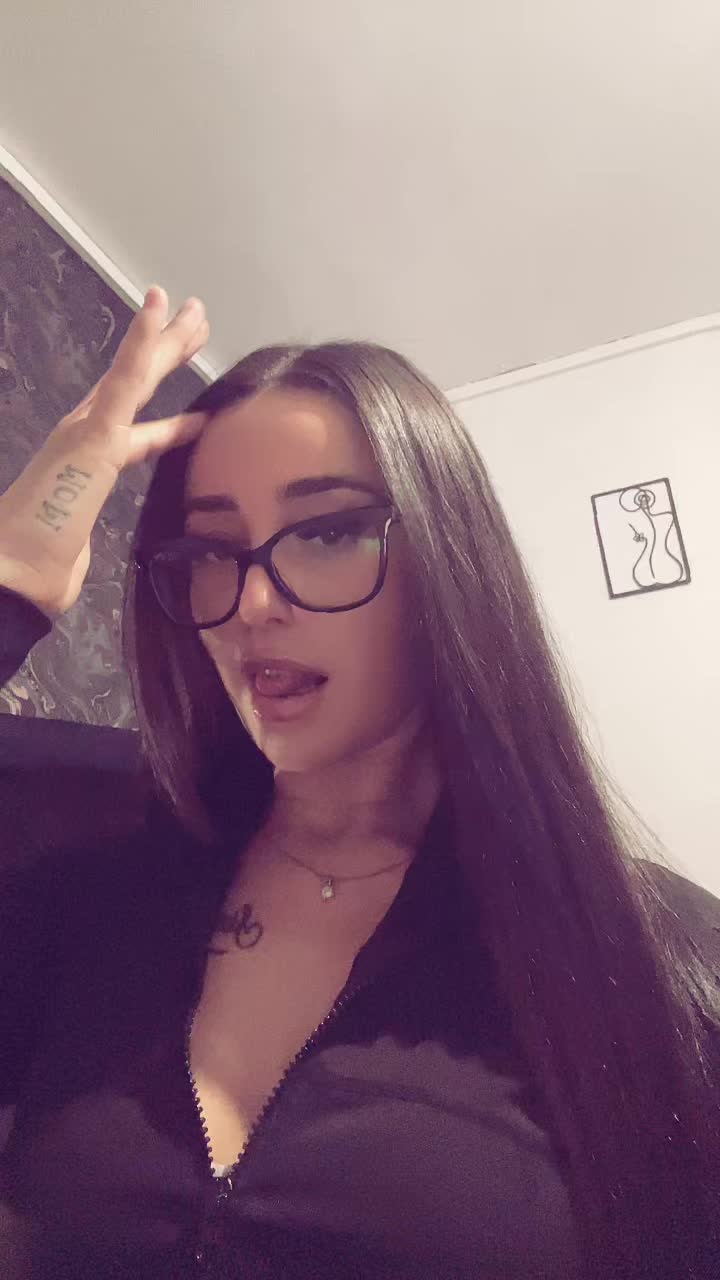 @Demi-Leigh💋