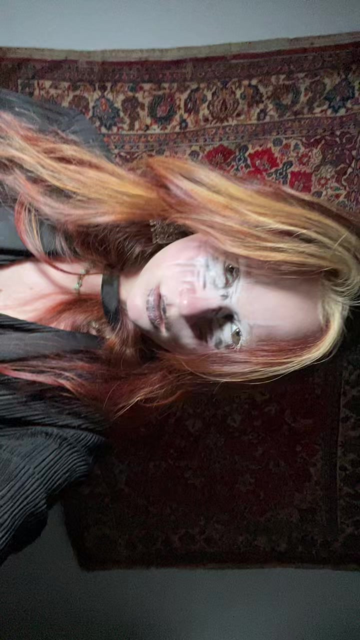@upwitchestag