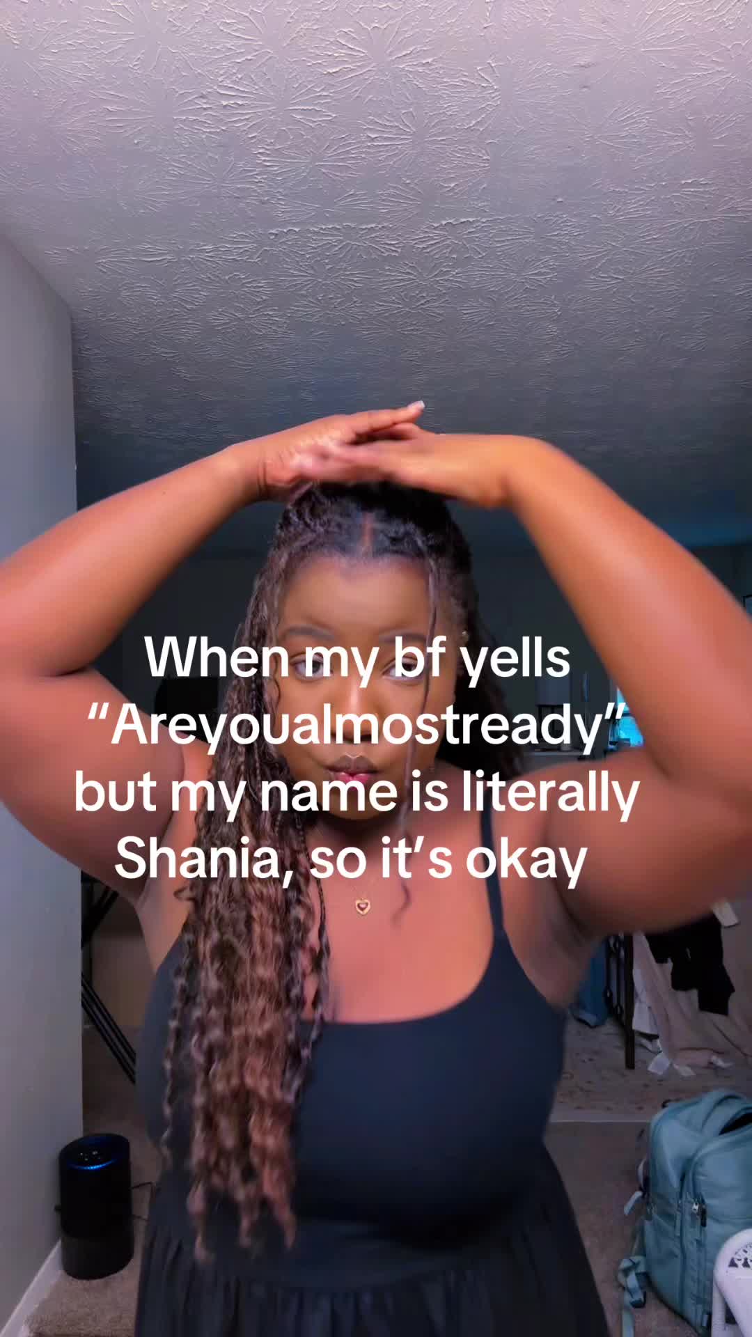 @Shania