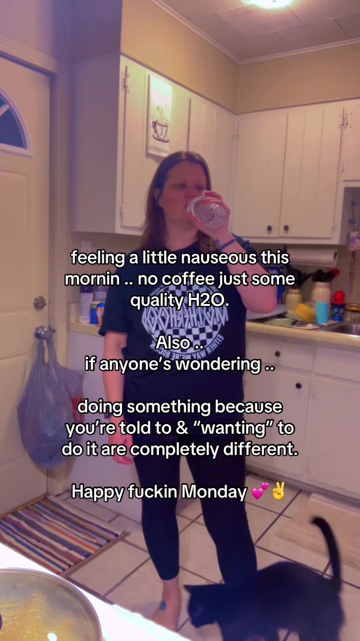 @kristal✨sober✨momma