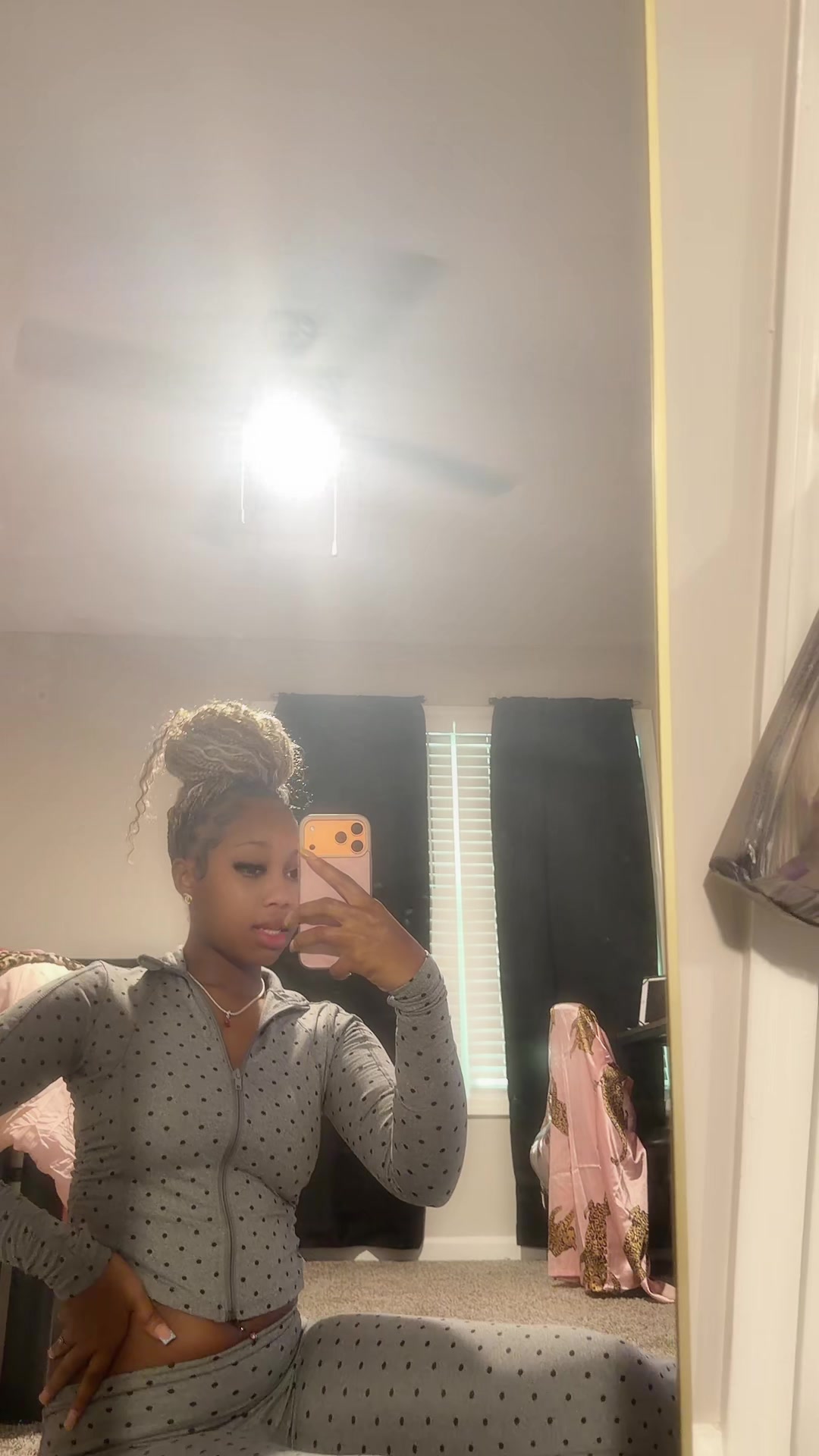 @NIYA🤍😽