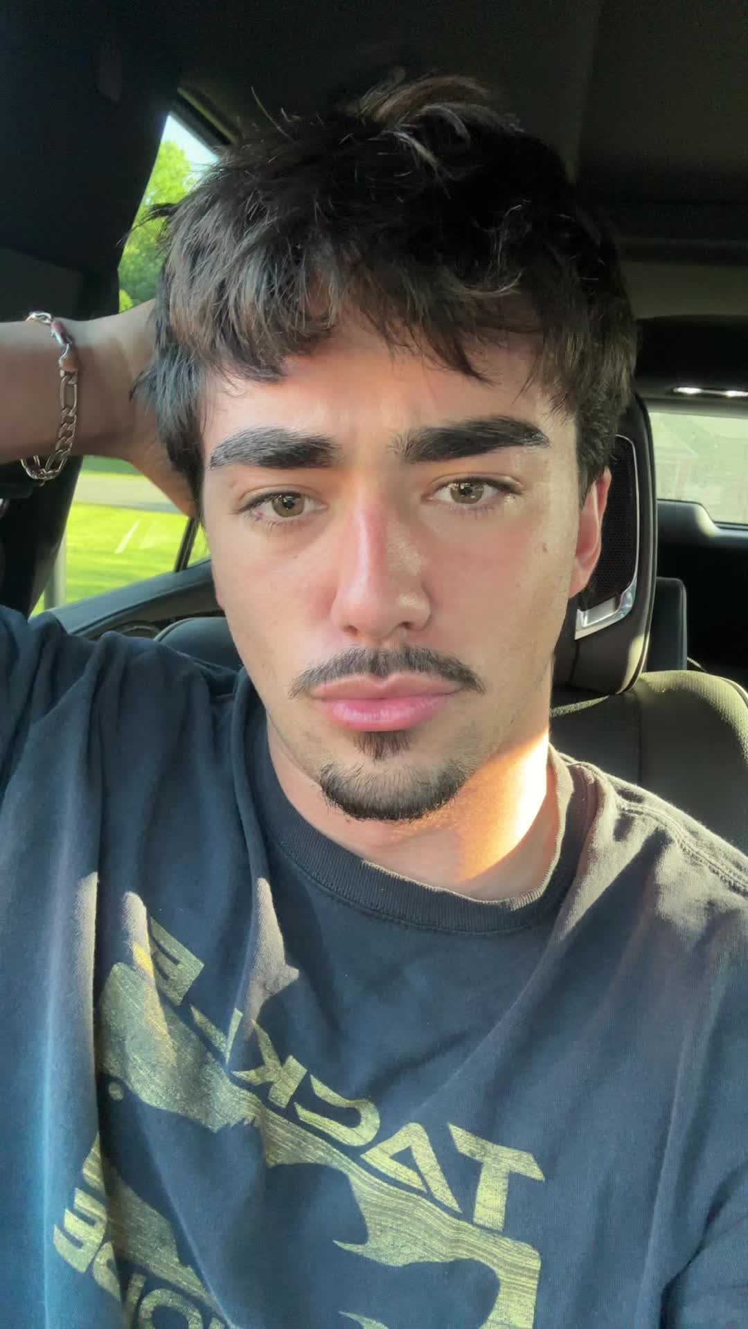 @Jc |||