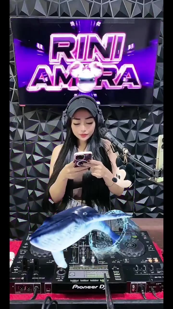 @dj.rini.amora