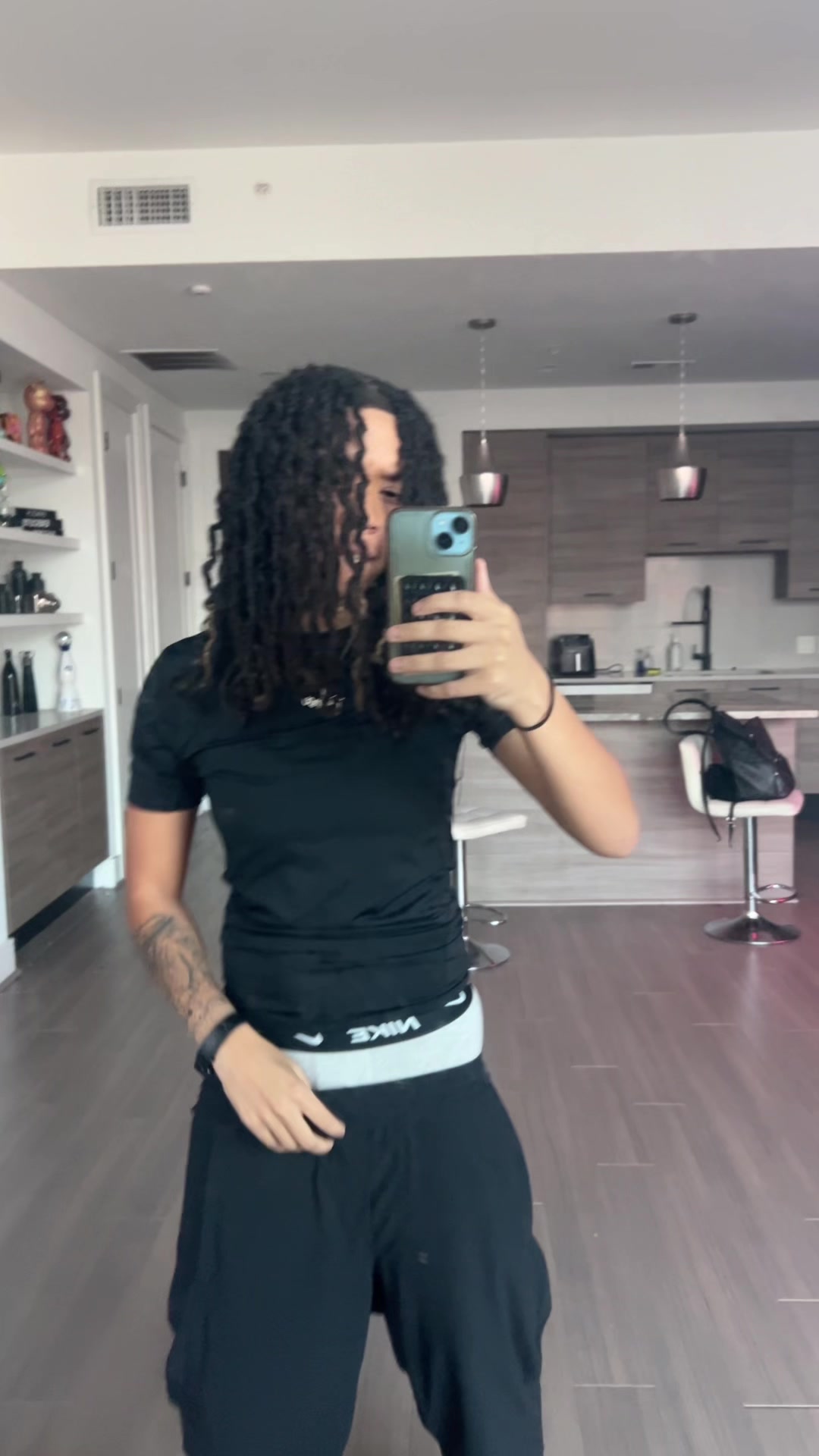 @ceo 🛸