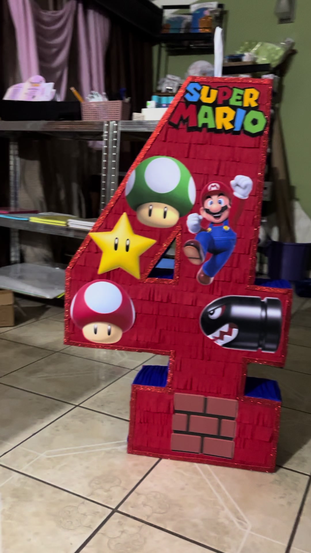 @Pi&ntilde;atas con Fer M&eacute;ndez