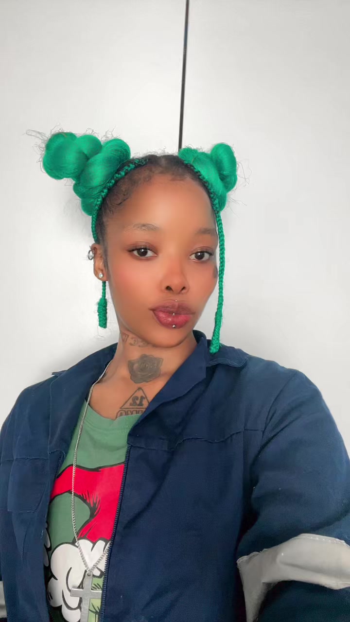@🌻Boikyslimthickbee🐝