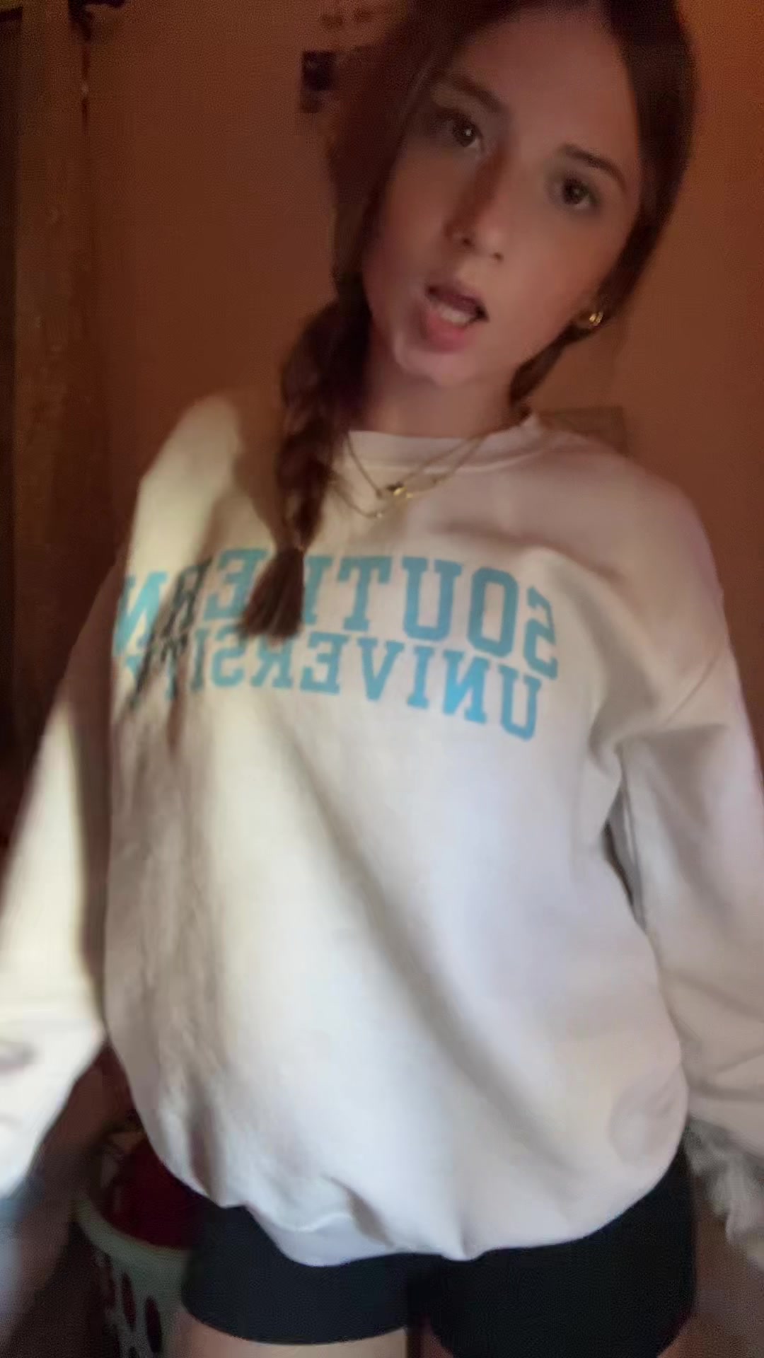 @✨