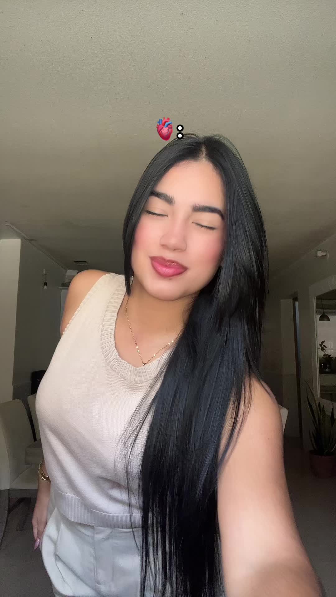 @Y U R I 🦦