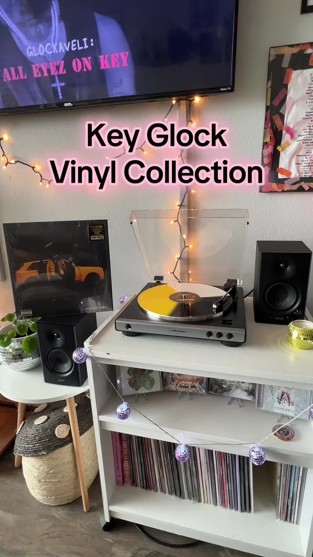 @megz 🪩