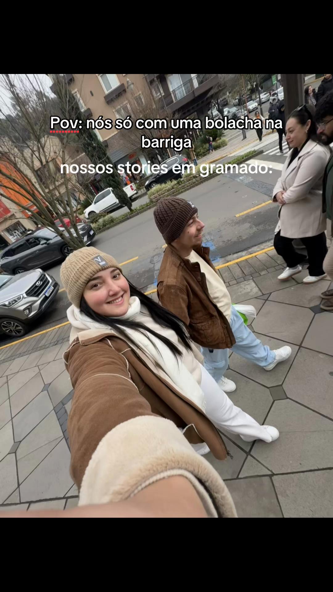 @L&iacute;via Ara&uacute;jo