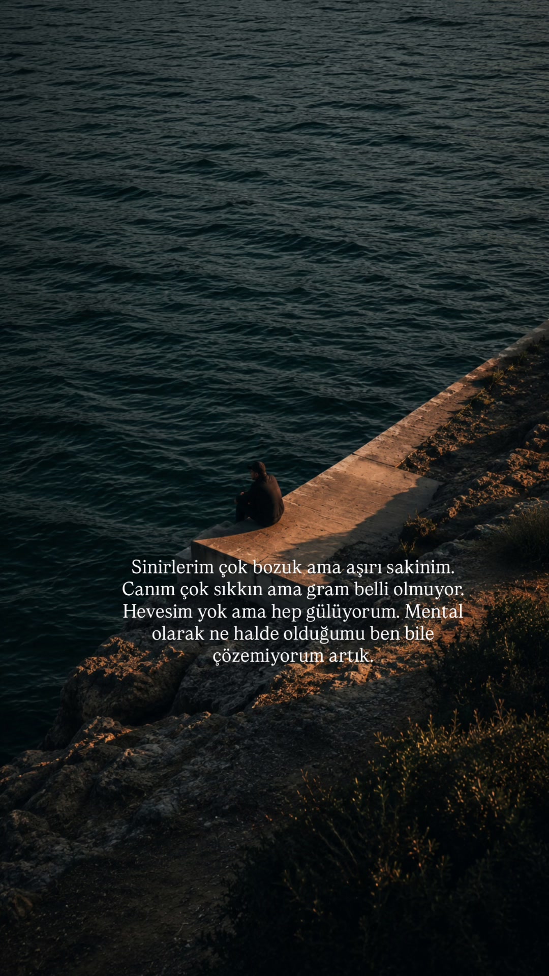 @𝓜.
