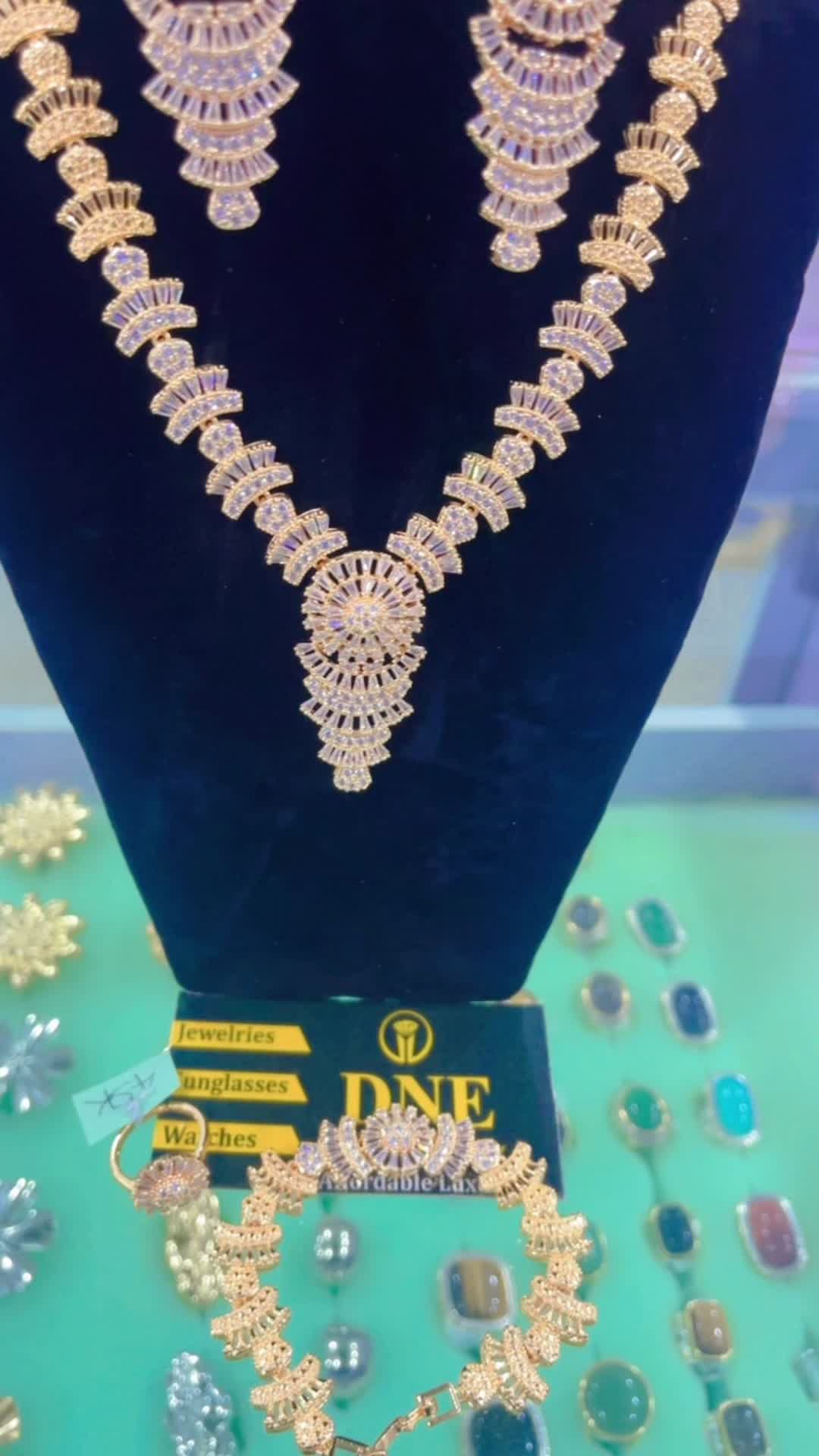 @DNE Jewelry Outlet