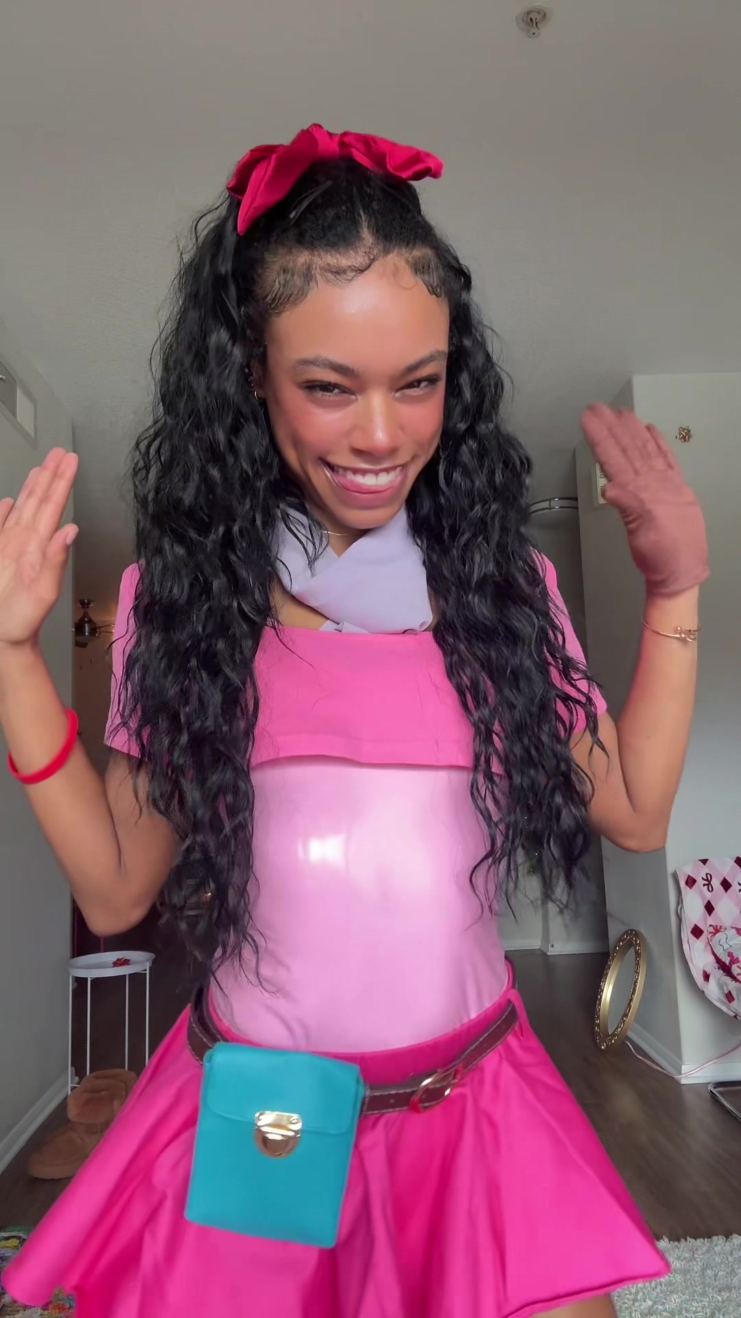 @moenimee