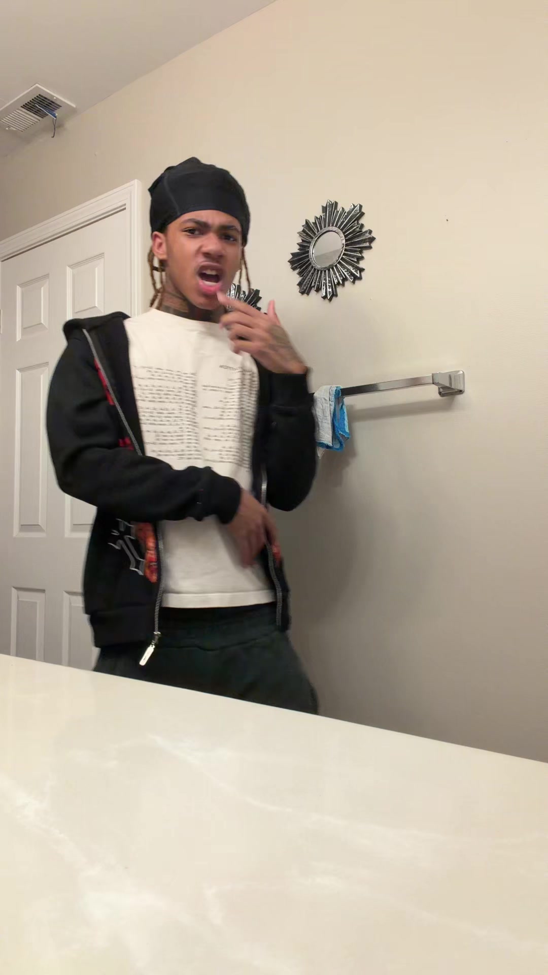 @Liltwin