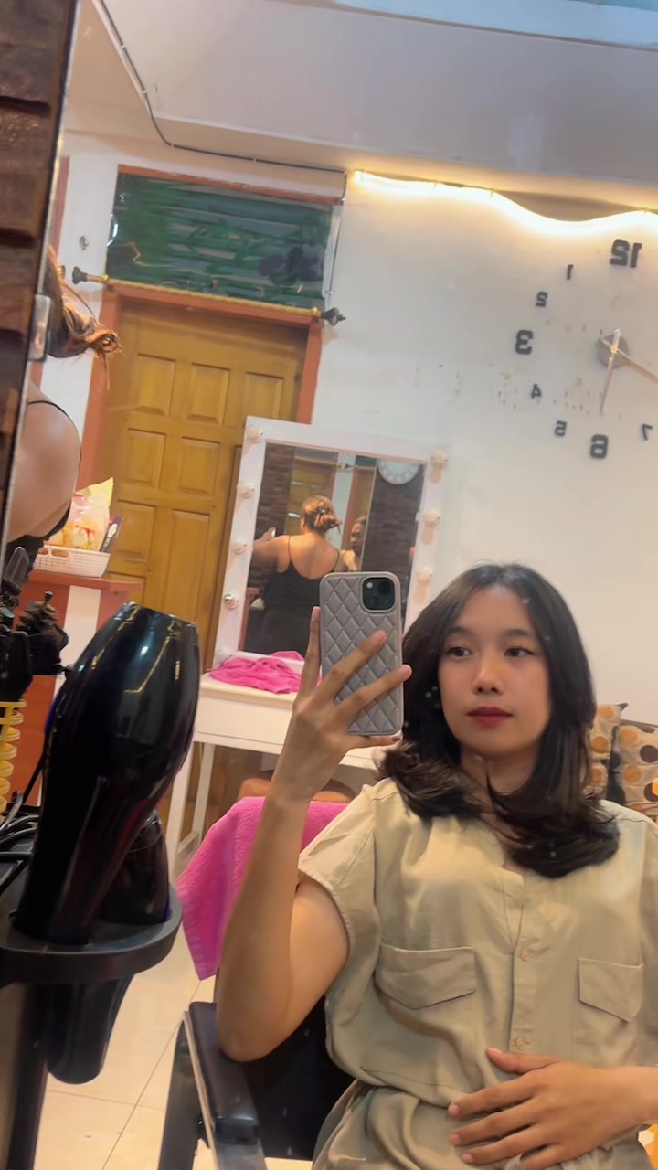 @Ly✨