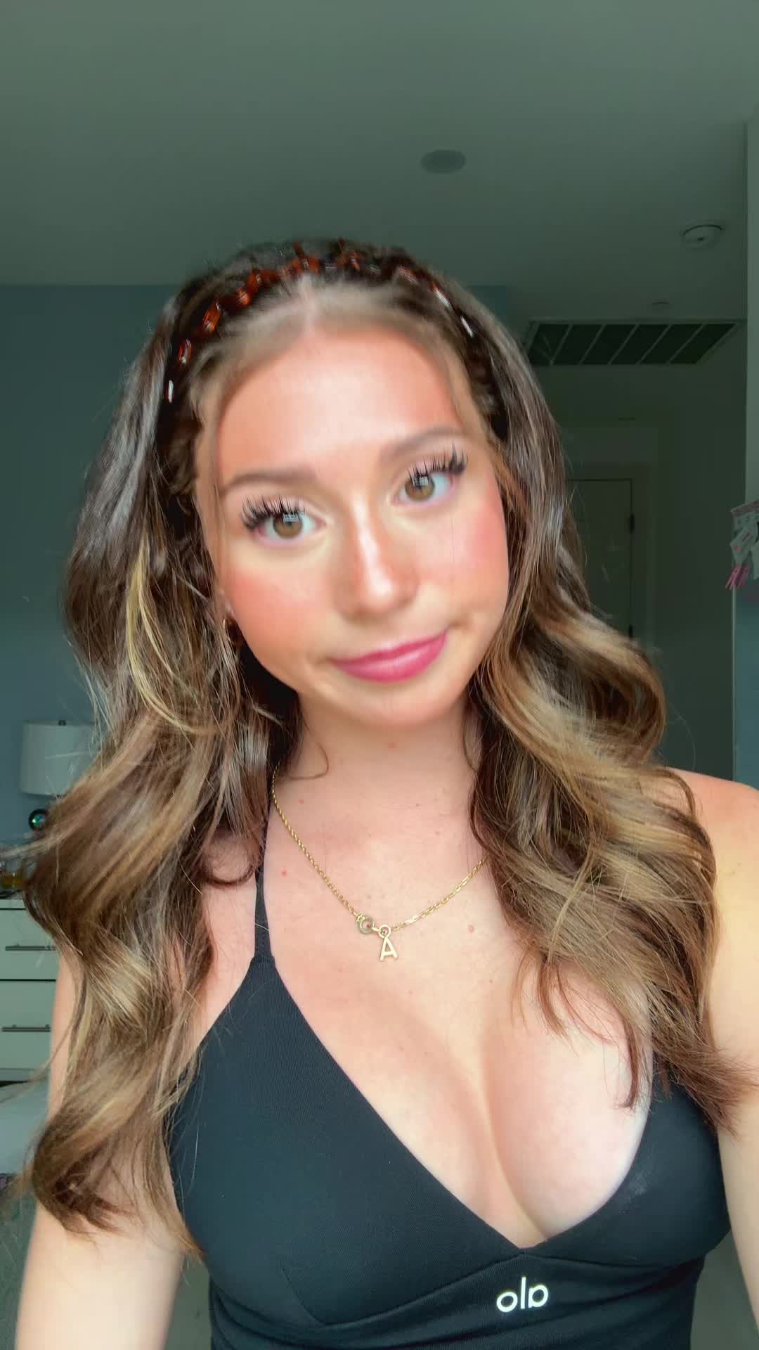 @𝓐𝓿𝓪 𝓔𝓼𝓽𝓻𝓪𝓭𝓪🌸