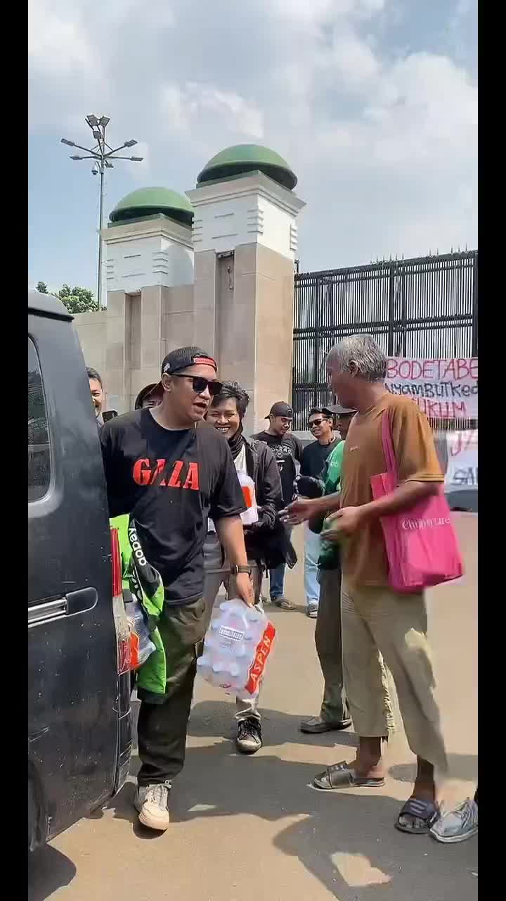 @Cek Ruang Publik