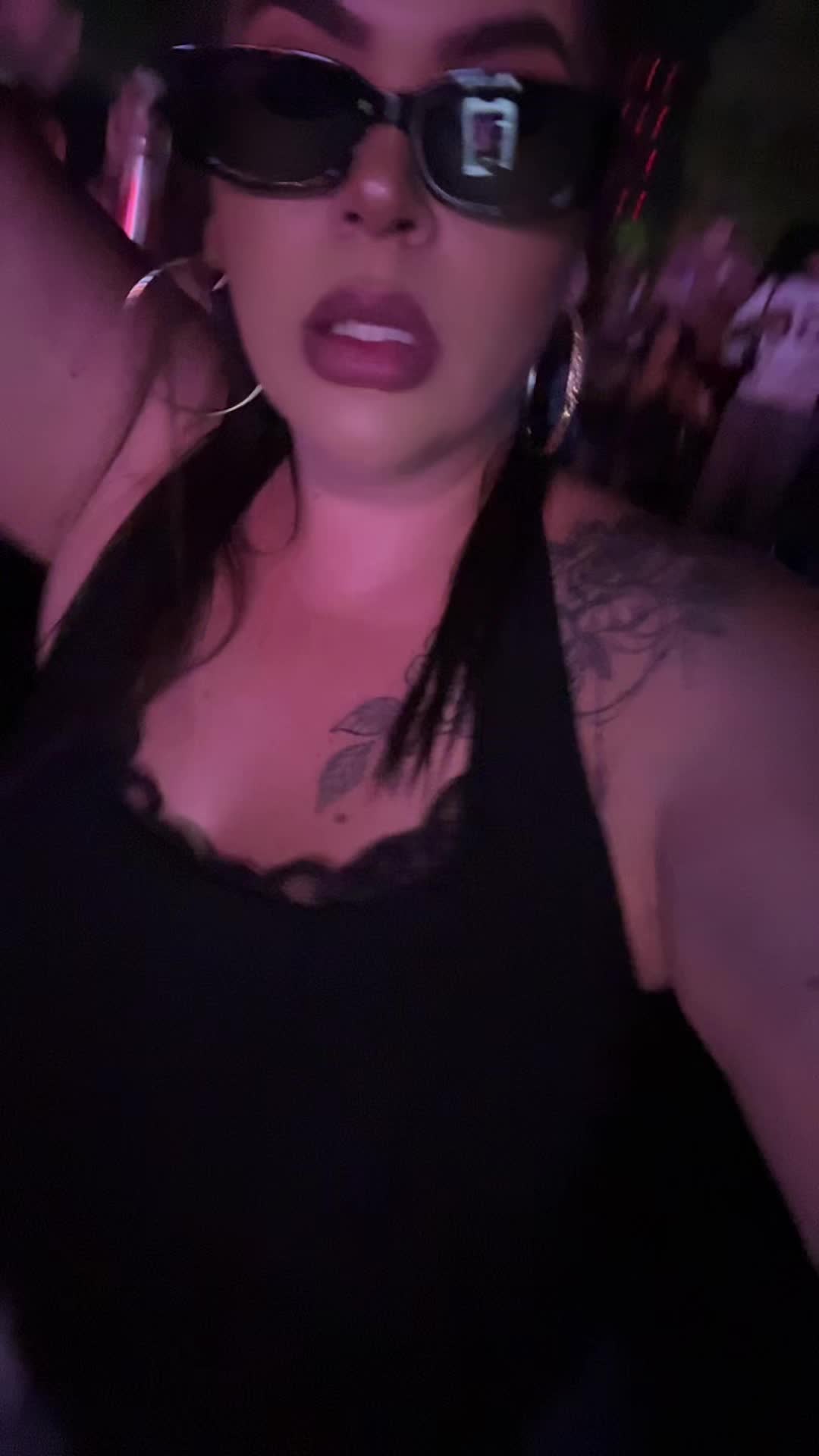 @valorie_559