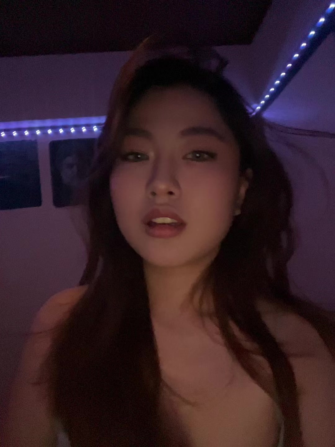 @真理子