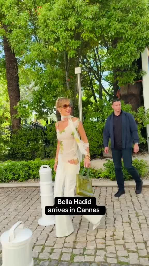 @FCthisisbella_hadid
