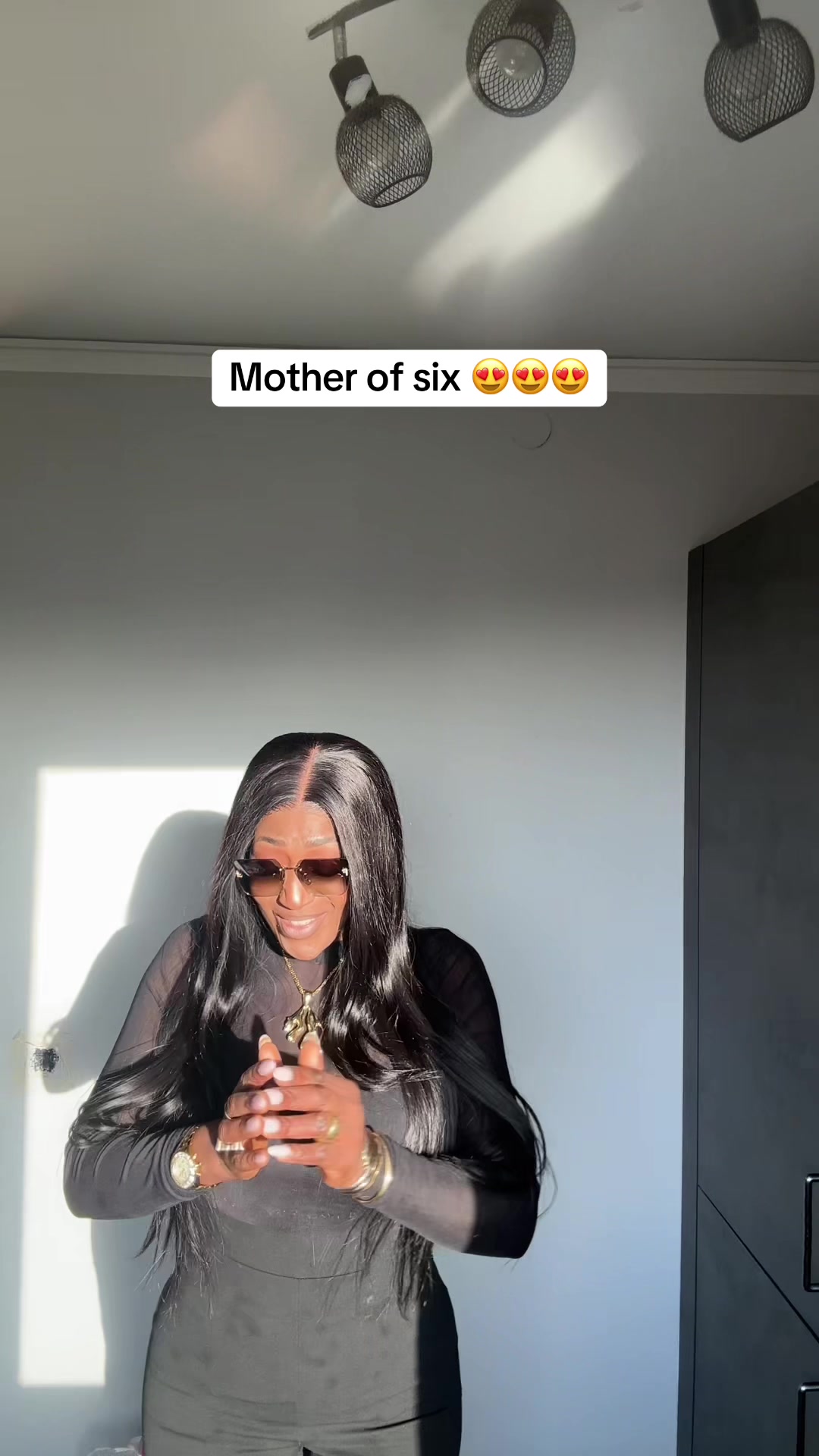 @Motherofsix