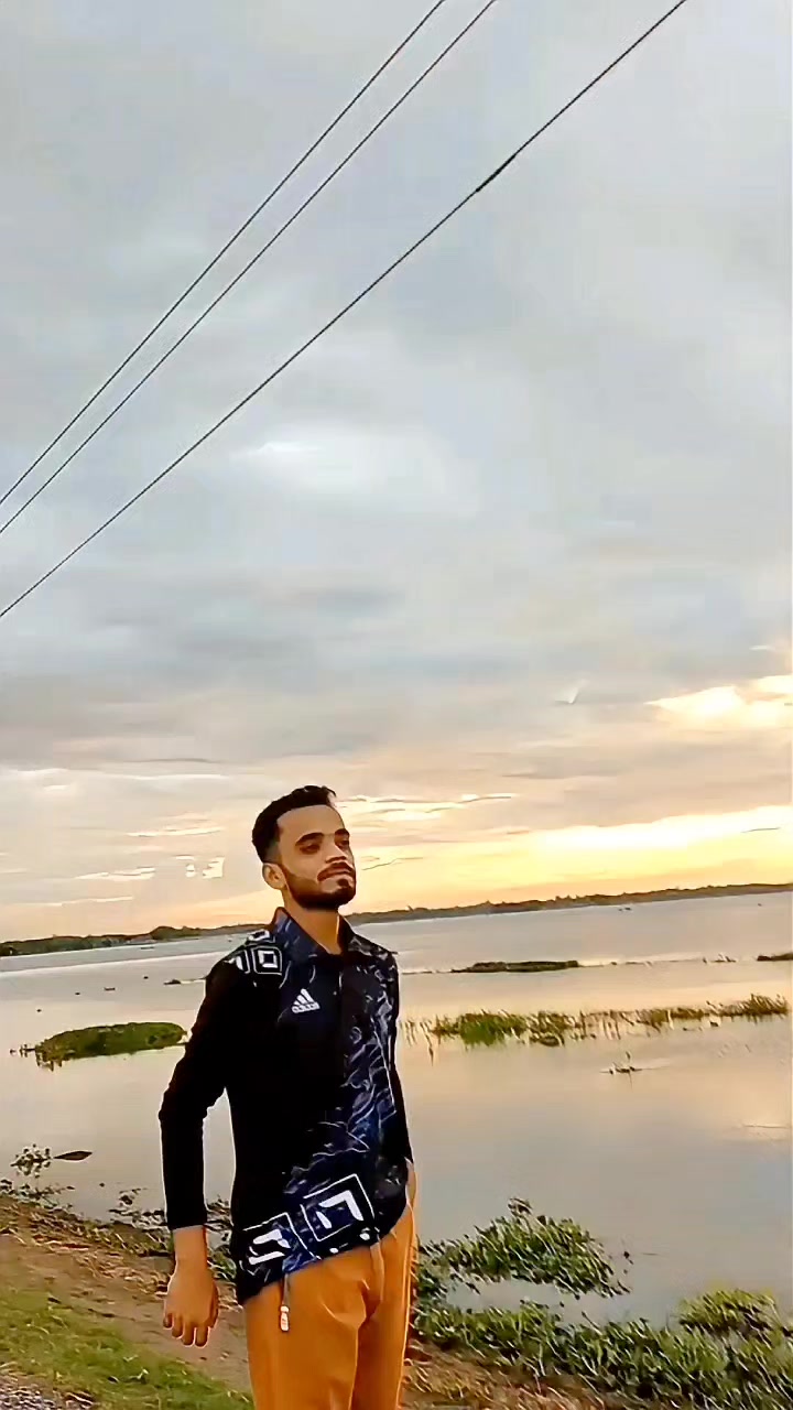 @Ɲɑ_Һị𝗱 🦋