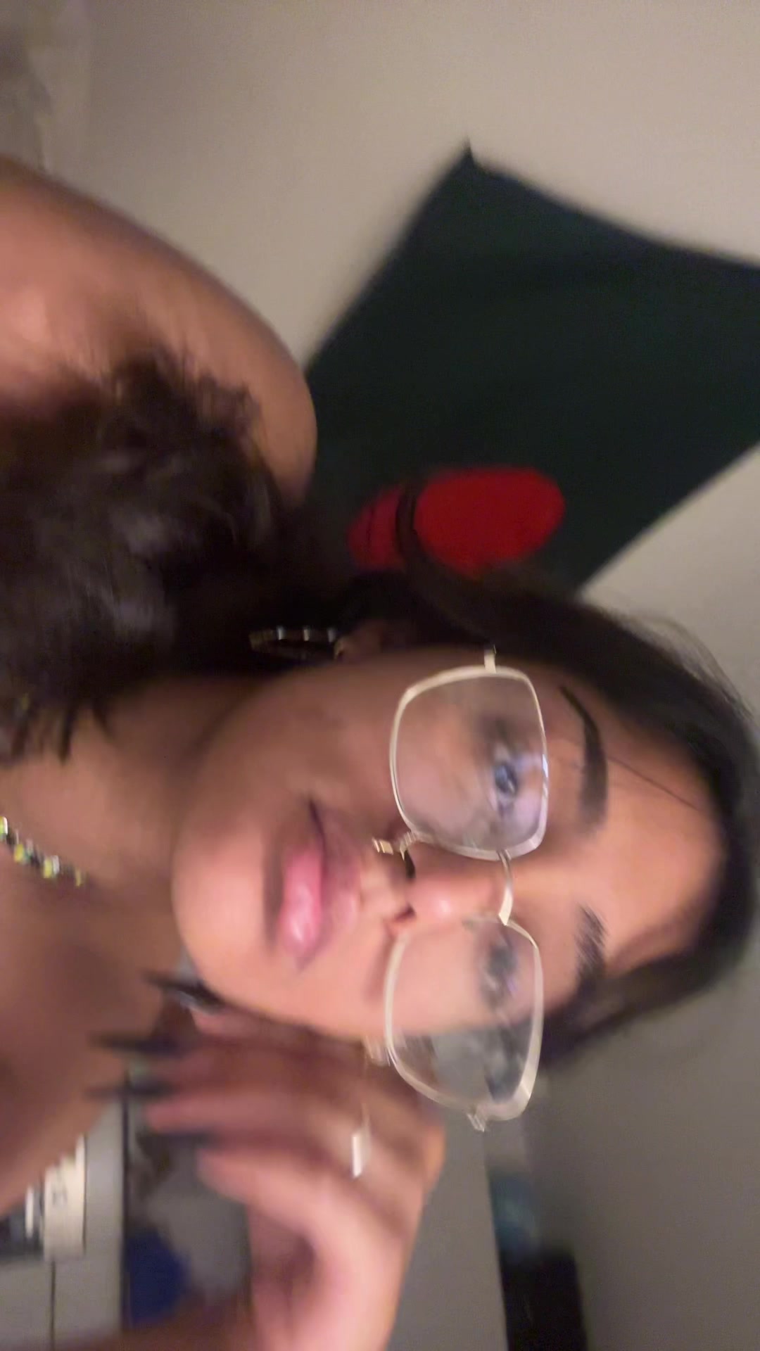 @moni