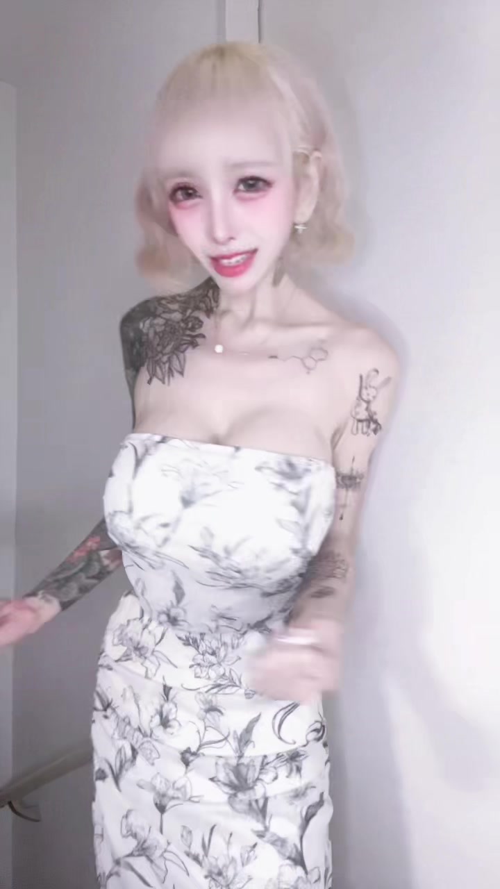 @Bella[ベラ]