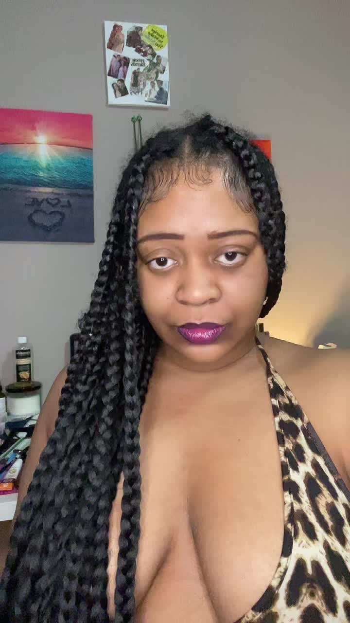 @AnnziBaby