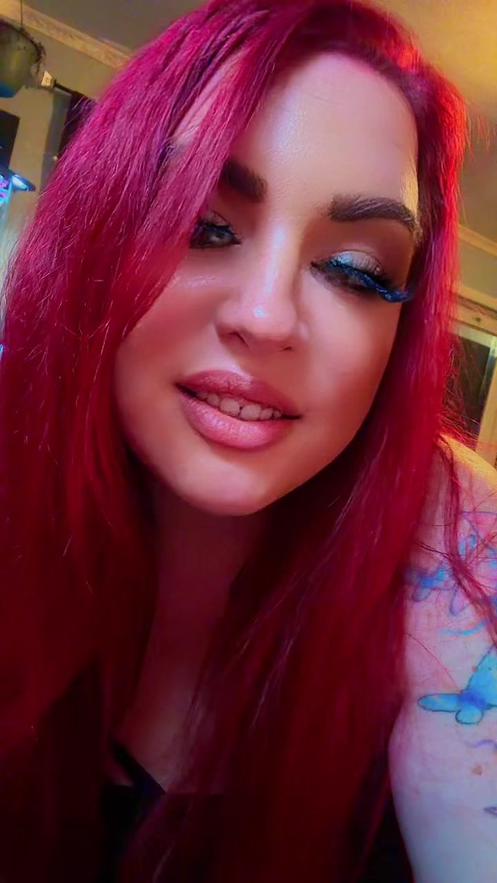@💣🧨💥 That One Girl859 💣🧨💥