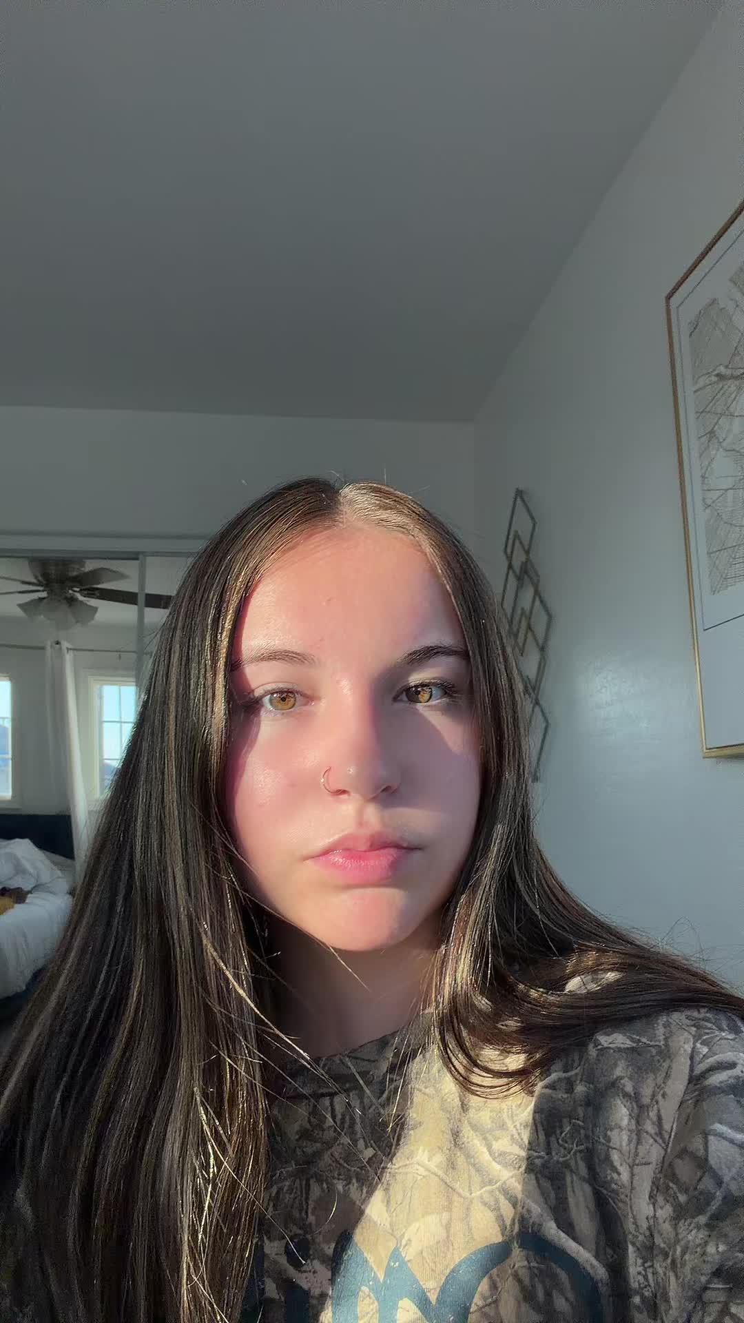 @⃟