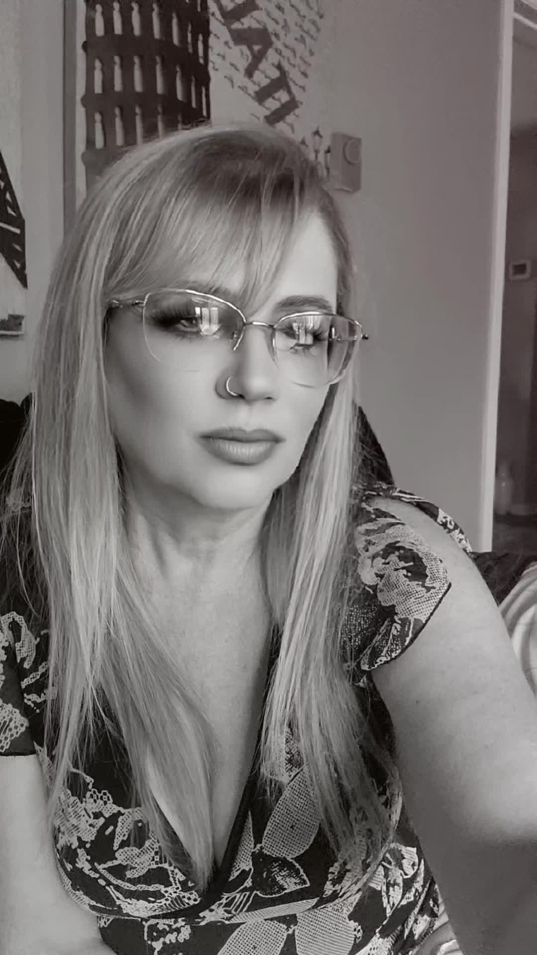 @🪽PrincessAngel🏦