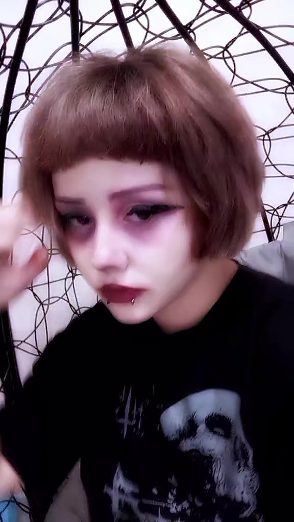 @Лолита 🍂