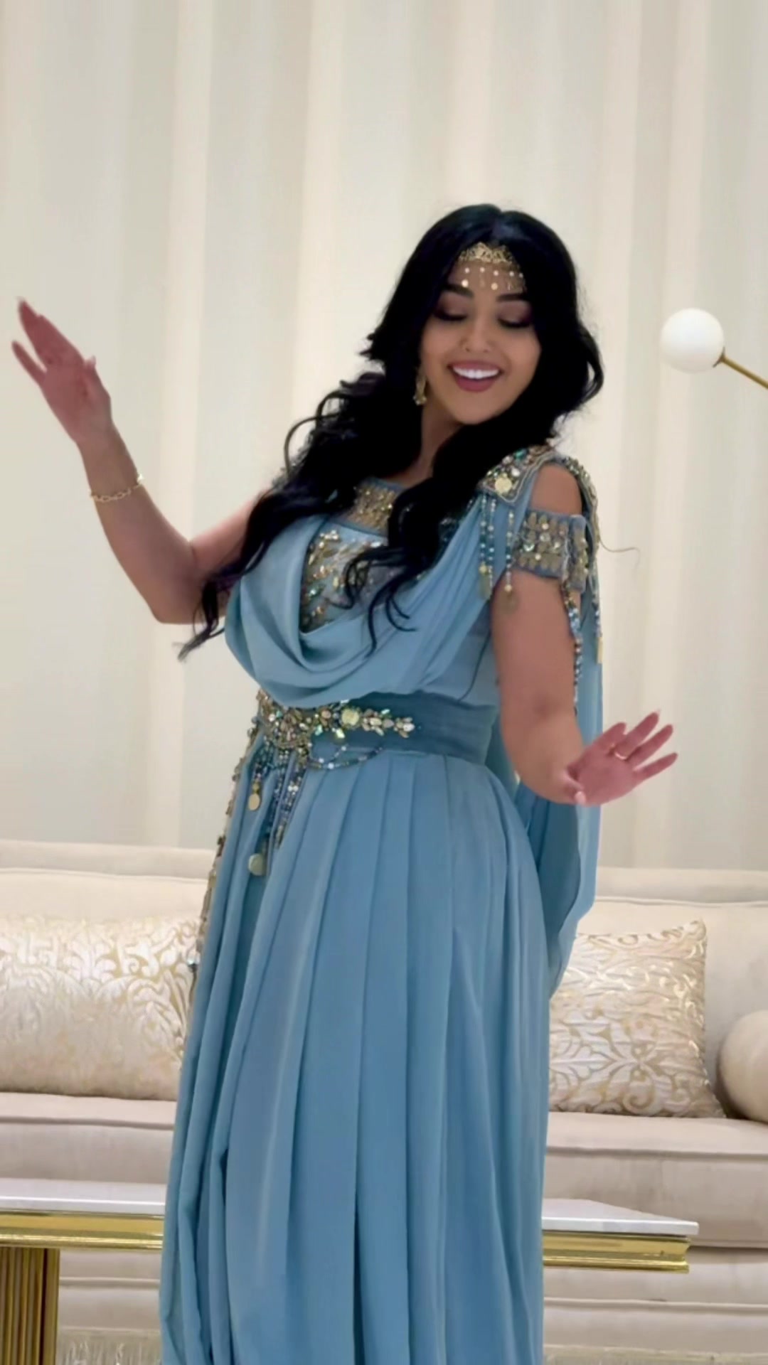 @Yasmine Belkacem
