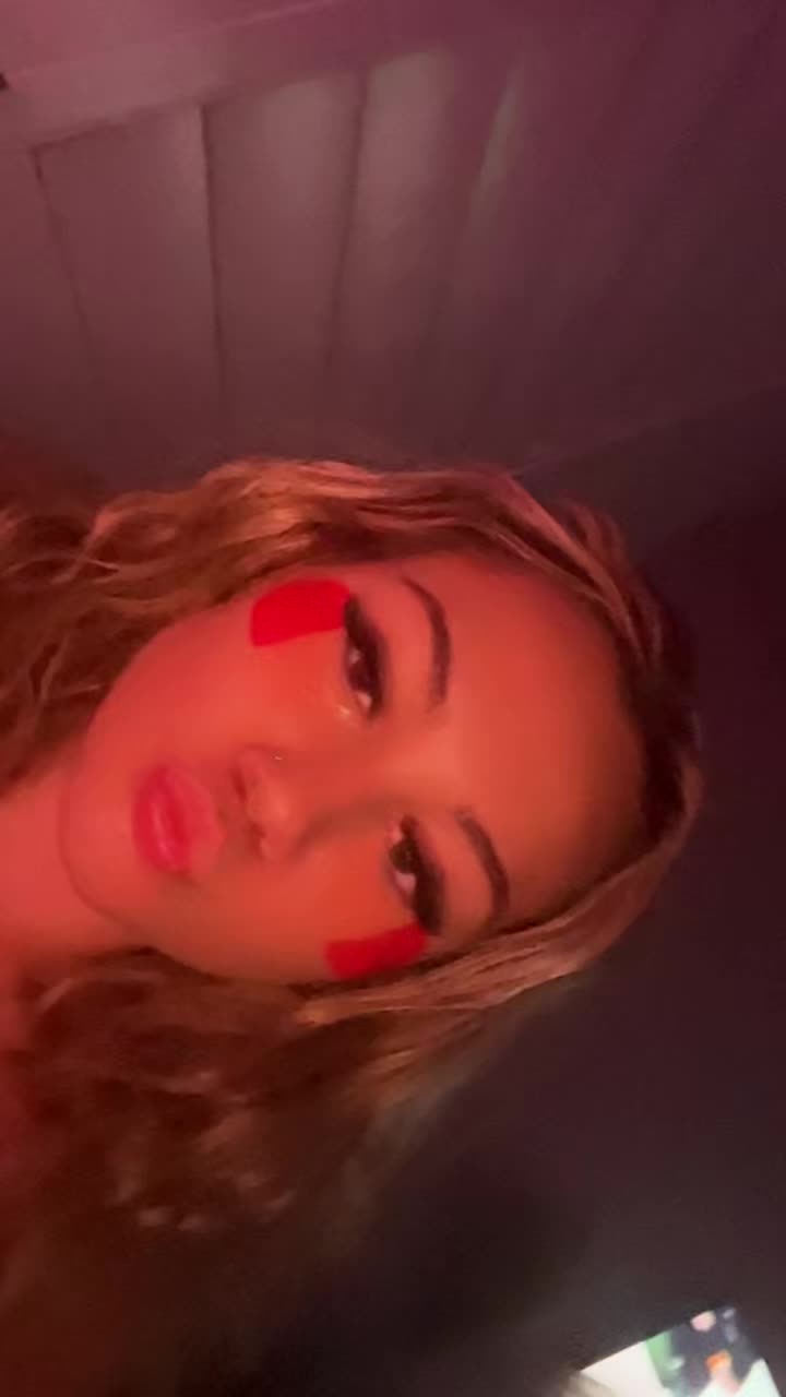 @🪩