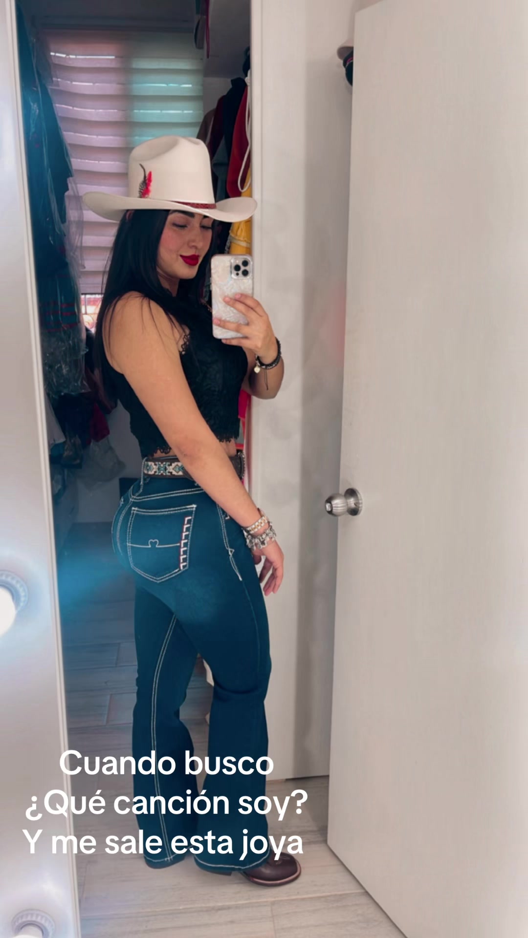 @Anali Velasco Salcid