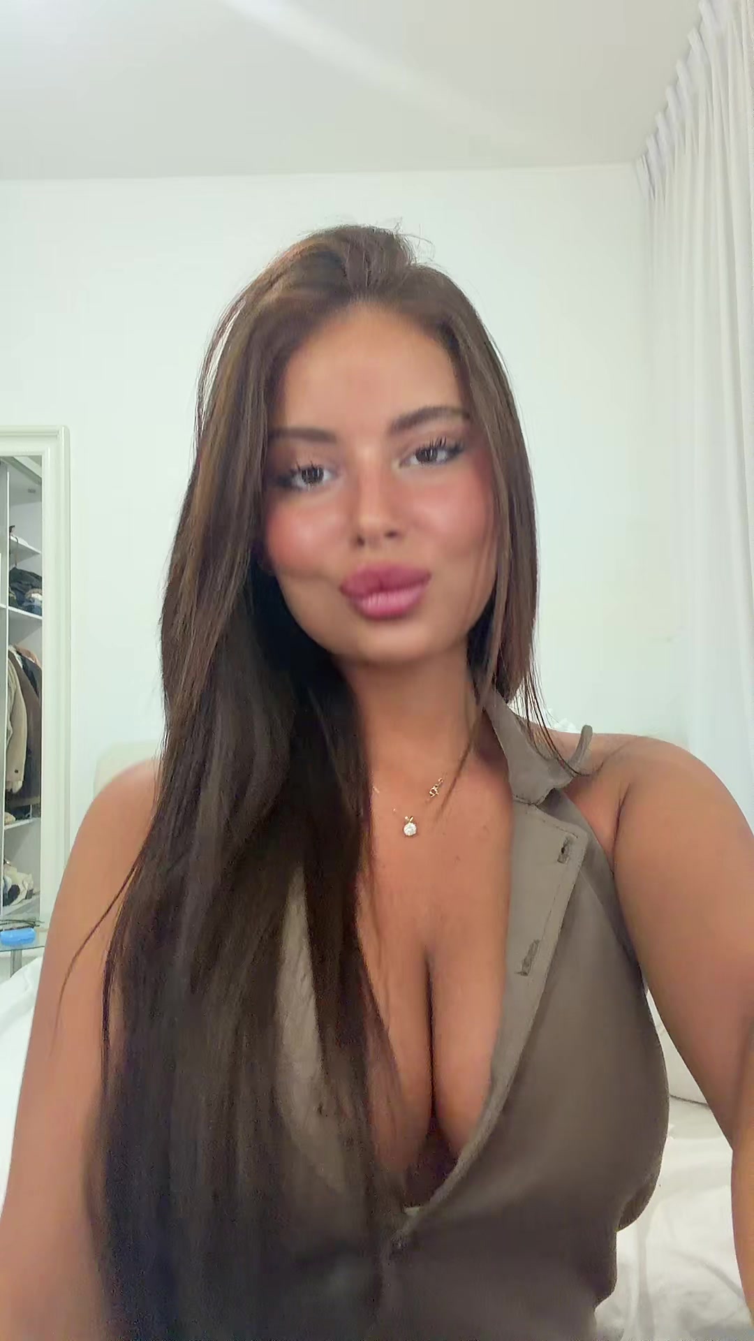 @hiliii