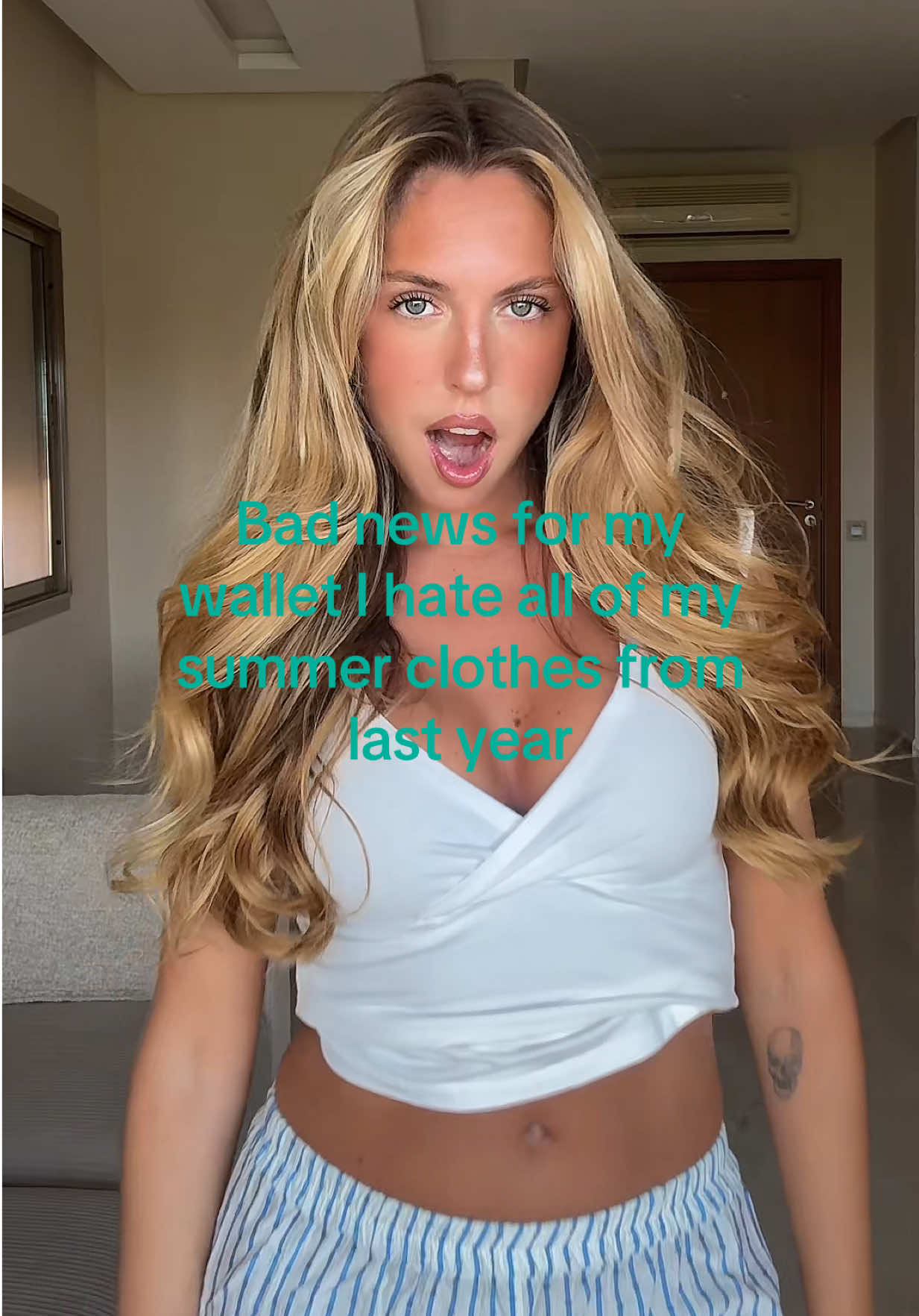 @Asturzia